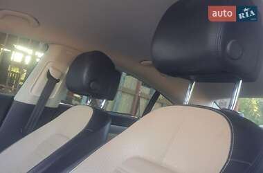 Купе Volkswagen CC / Passat CC 2012 в 