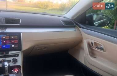 Купе Volkswagen CC / Passat CC 2012 в 