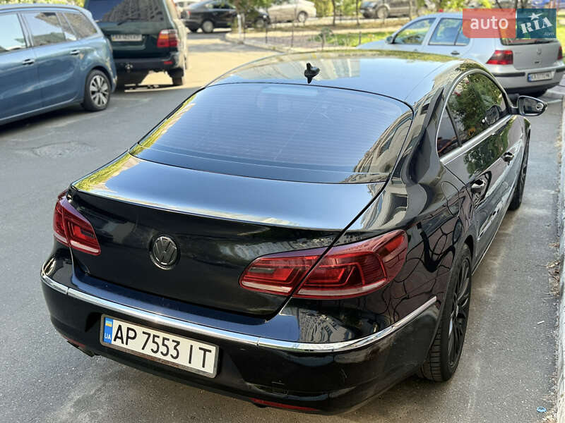 Купе Volkswagen CC / Passat CC 2015 в Києві