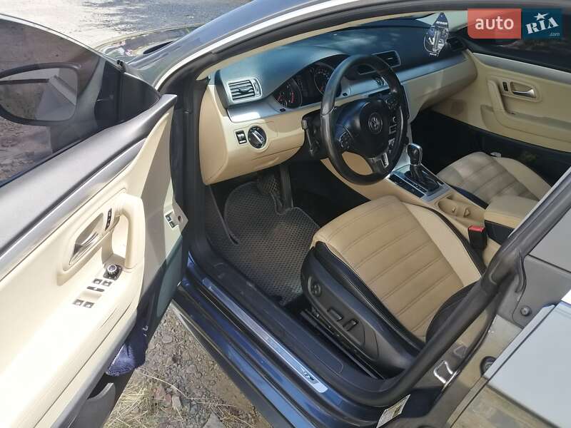 Купе Volkswagen CC / Passat CC 2013 в Днепре
