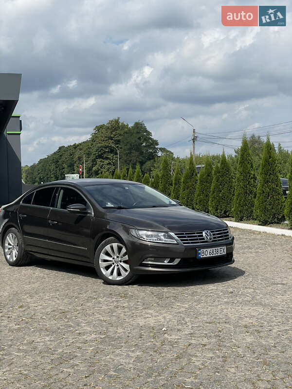 Купе Volkswagen CC / Passat CC 2012 в Тернополе