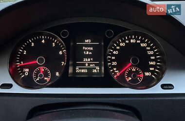 Купе Volkswagen CC / Passat CC 2010 в 