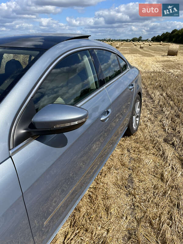 Купе Volkswagen CC / Passat CC 2009 в Жовкве