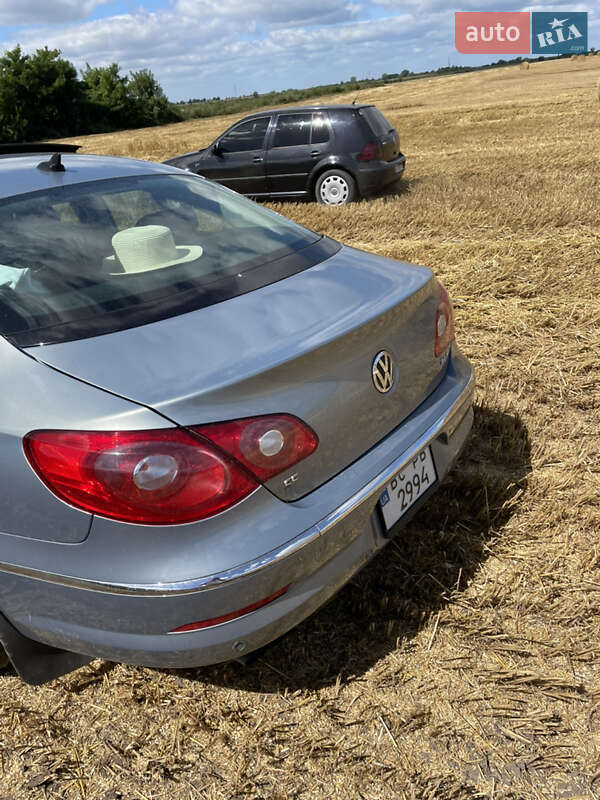 Купе Volkswagen CC / Passat CC 2009 в Жовкве