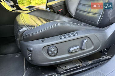Купе Volkswagen CC / Passat CC 2011 в 