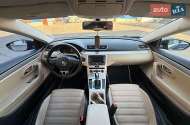 Купе Volkswagen CC / Passat CC 2013 в 