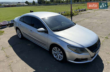 Купе Volkswagen CC / Passat CC 2011 в 