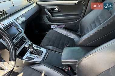 Купе Volkswagen CC / Passat CC 2011 в 