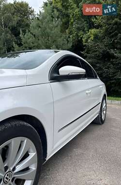 Купе Volkswagen CC / Passat CC 2011 в 
