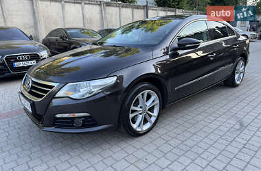 Купе Volkswagen CC / Passat CC 2010 в 