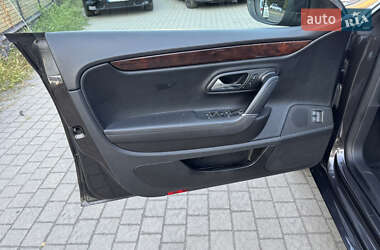 Купе Volkswagen CC / Passat CC 2010 в 