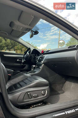 Купе Volkswagen CC / Passat CC 2010 в 