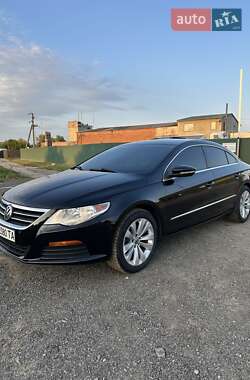 Купе Volkswagen CC / Passat CC 2011 в 