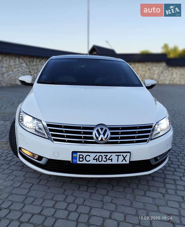 Купе Volkswagen CC / Passat CC 2013 в Львове