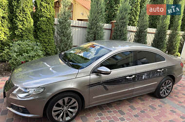 Купе Volkswagen CC / Passat CC 2009 в 