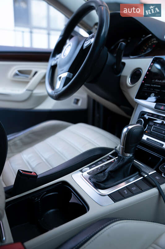 Седан Volkswagen CC / Passat CC 2011 в Одесі фото 17 Седан Volkswagen CC / Passat CC 2011 в Одесі