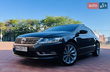 Купе Volkswagen CC / Passat CC 2012 в 