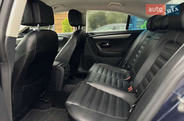 Купе Volkswagen CC / Passat CC 2012 в 