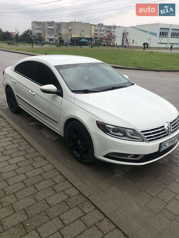 Купе Volkswagen CC / Passat CC 2012 в Львове