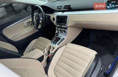 Купе Volkswagen CC / Passat CC 2013 в 