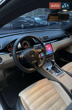 Купе Volkswagen CC / Passat CC 2013 в Києві