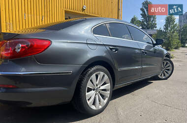 Купе Volkswagen CC / Passat CC 2010 в 
