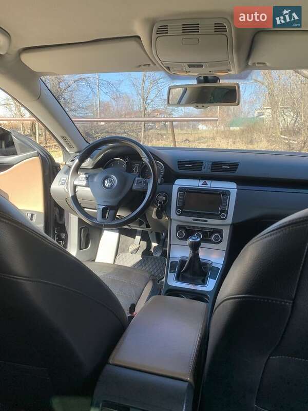 Купе Volkswagen CC / Passat CC 2010 в Красилові