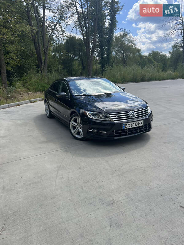 Купе Volkswagen CC / Passat CC 2013 в 