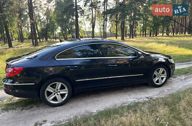 Купе Volkswagen CC / Passat CC 2014 в 