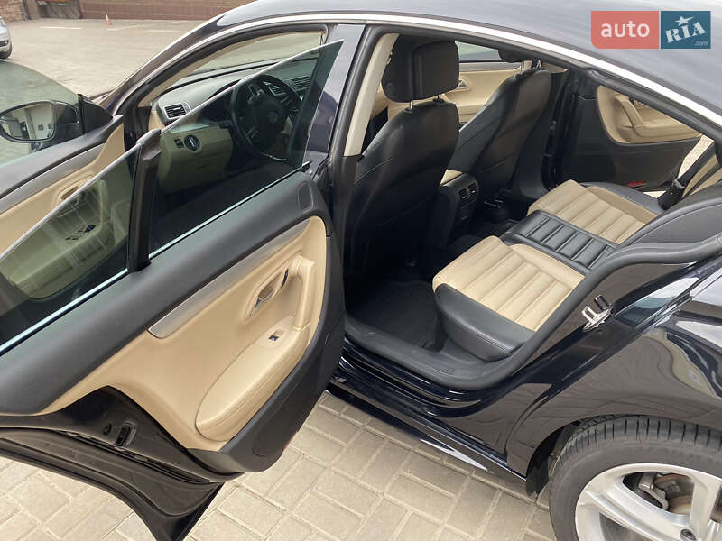 Купе Volkswagen CC / Passat CC 2013 в Харкові