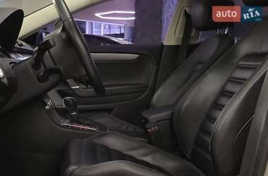 Купе Volkswagen CC / Passat CC 2014 в 
