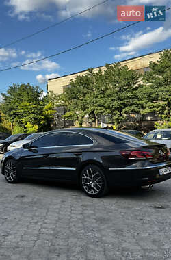 Купе Volkswagen CC / Passat CC 2012 в 