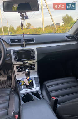 Купе Volkswagen CC / Passat CC 2011 в 