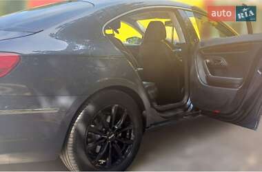 Купе Volkswagen CC / Passat CC 2011 в 
