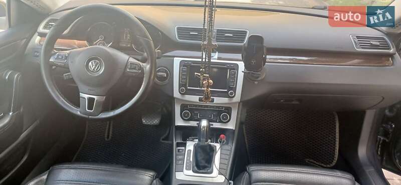 Купе Volkswagen CC / Passat CC 2011 в Кропивницком