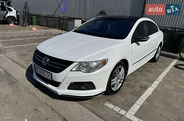 Купе Volkswagen CC / Passat CC 2011 в 