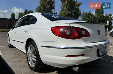 Купе Volkswagen CC / Passat CC 2011 в 