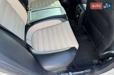 Купе Volkswagen CC / Passat CC 2011 в 