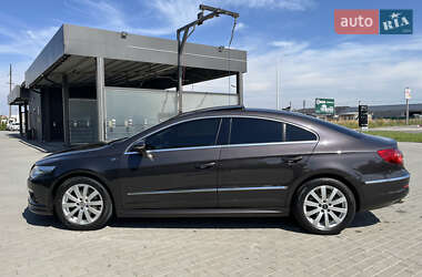 Купе Volkswagen CC / Passat CC 2011 в 