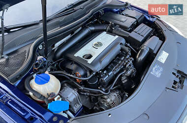 Купе Volkswagen CC / Passat CC 2010 в 