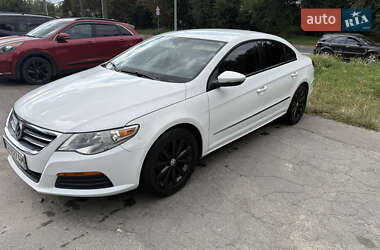 Купе Volkswagen CC / Passat CC 2011 в 