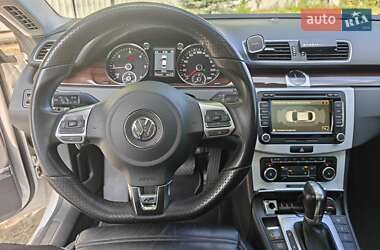 Купе Volkswagen CC / Passat CC 2011 в 