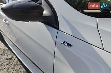 Купе Volkswagen CC / Passat CC 2011 в 