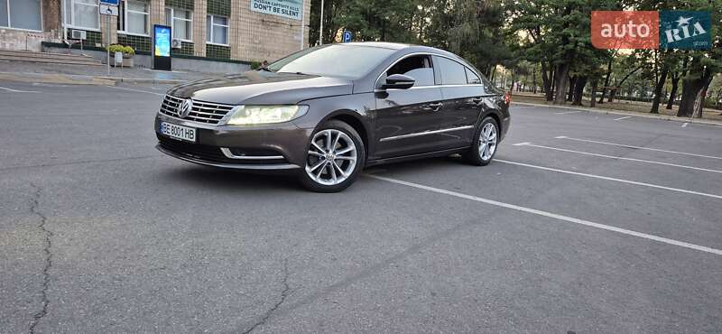 Купе Volkswagen CC / Passat CC 2016 в Николаеве