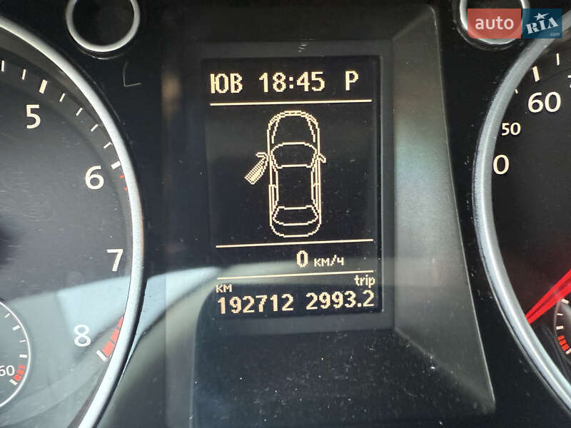 Купе Volkswagen CC / Passat CC 2012 в Кам'янському