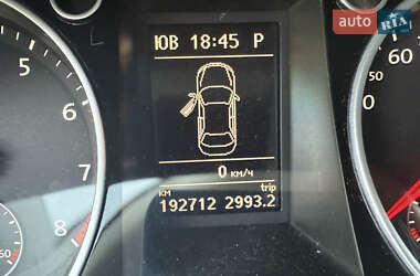 Купе Volkswagen CC / Passat CC 2012 в 
