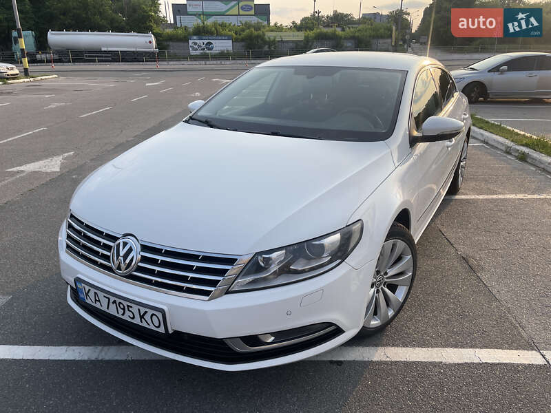 Купе Volkswagen CC / Passat CC 2012 в 