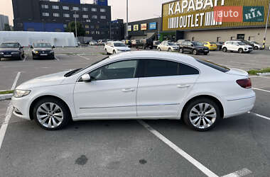 Купе Volkswagen CC / Passat CC 2012 в 