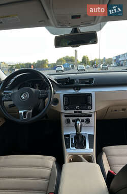 Купе Volkswagen CC / Passat CC 2013 в 