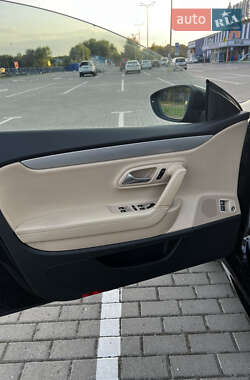 Купе Volkswagen CC / Passat CC 2013 в 